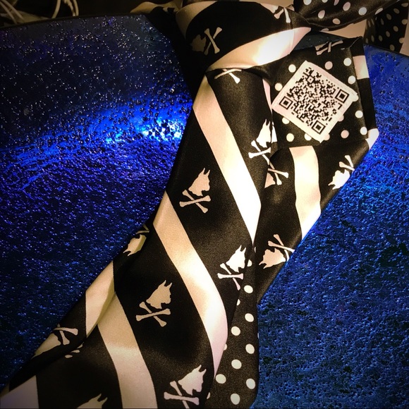 Great Danes!  Dogs ! Crossbones😮 -NickGrahamtie - Picture 4 of 4